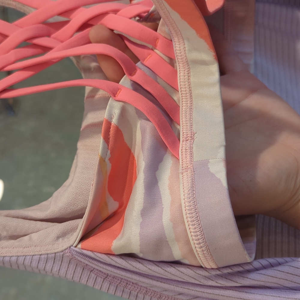 Lululemon Tank - Picture 4 of 5